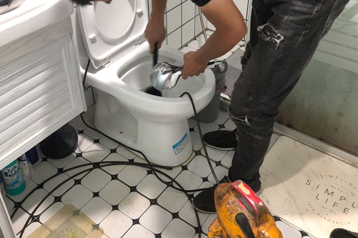 陆良疏通下水道